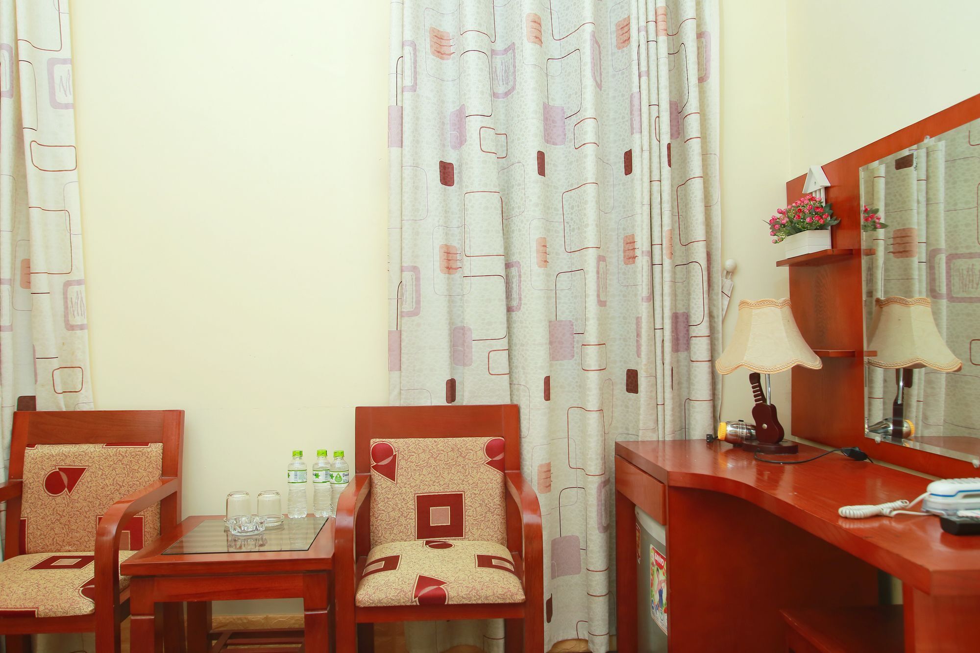 Reddoorz Near Hanoi Railway Station Dış mekan fotoğraf